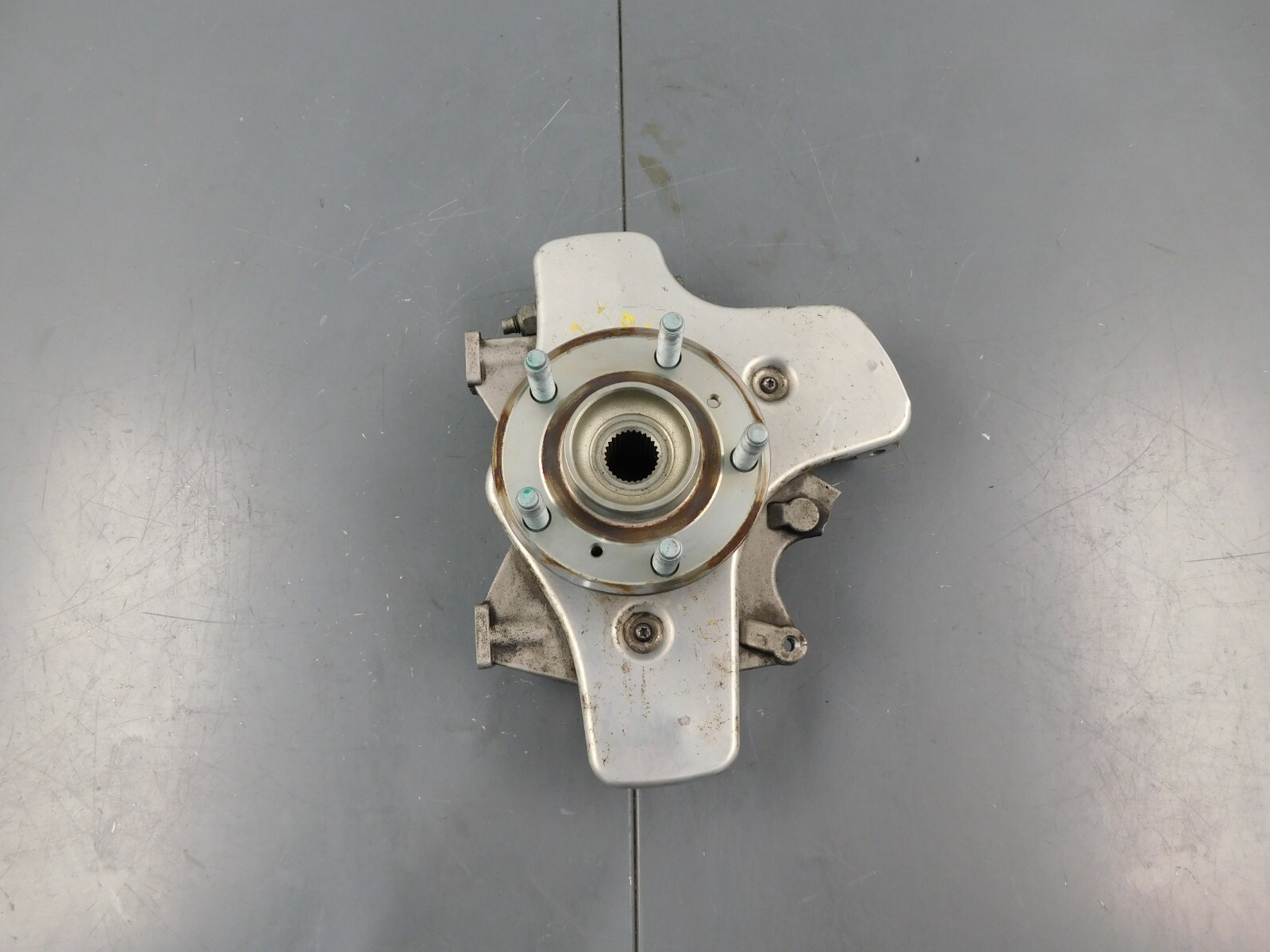 2014 12 - 18 Aston Martin V12 Vanquish Right Rear Hub Knuckle #1697 L5  