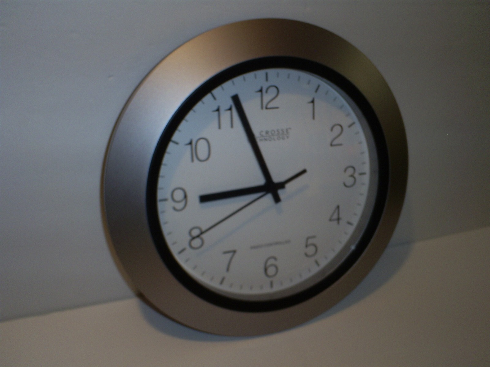 WT3102 La Crosse Technology 10" Radio Controlled Wall Clock eBay