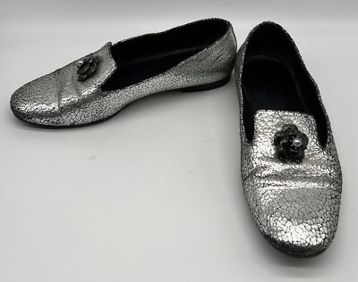 Chanel RE-Soled Fall 2015 Silver Leather Floral Charm Applique Loafer sz 38.5