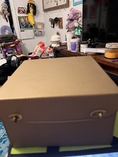 Vintage Box For Hats 