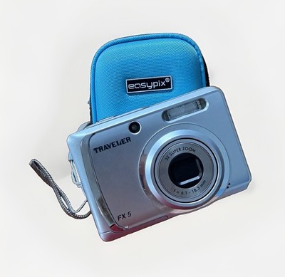 Vintage Traveler FX 5 Kompakt-Digitalkamera Silber 3x opt. Zoom