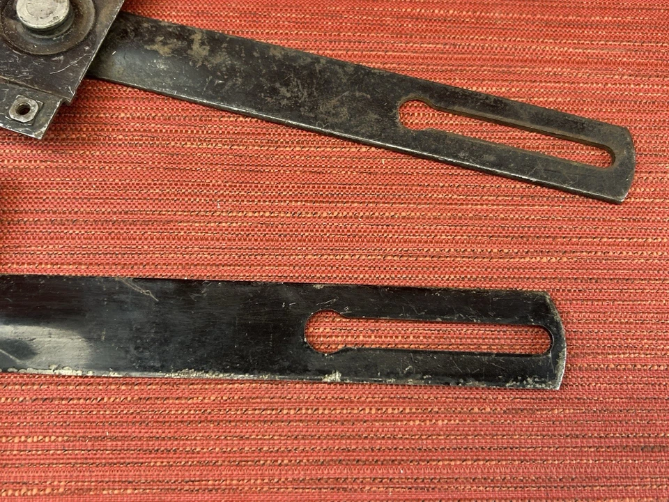 Reguladores de ventana de puerta delantera convertibles Mopar 1941-1942 Dodge Chrysler Desoto Foto 2 de 4