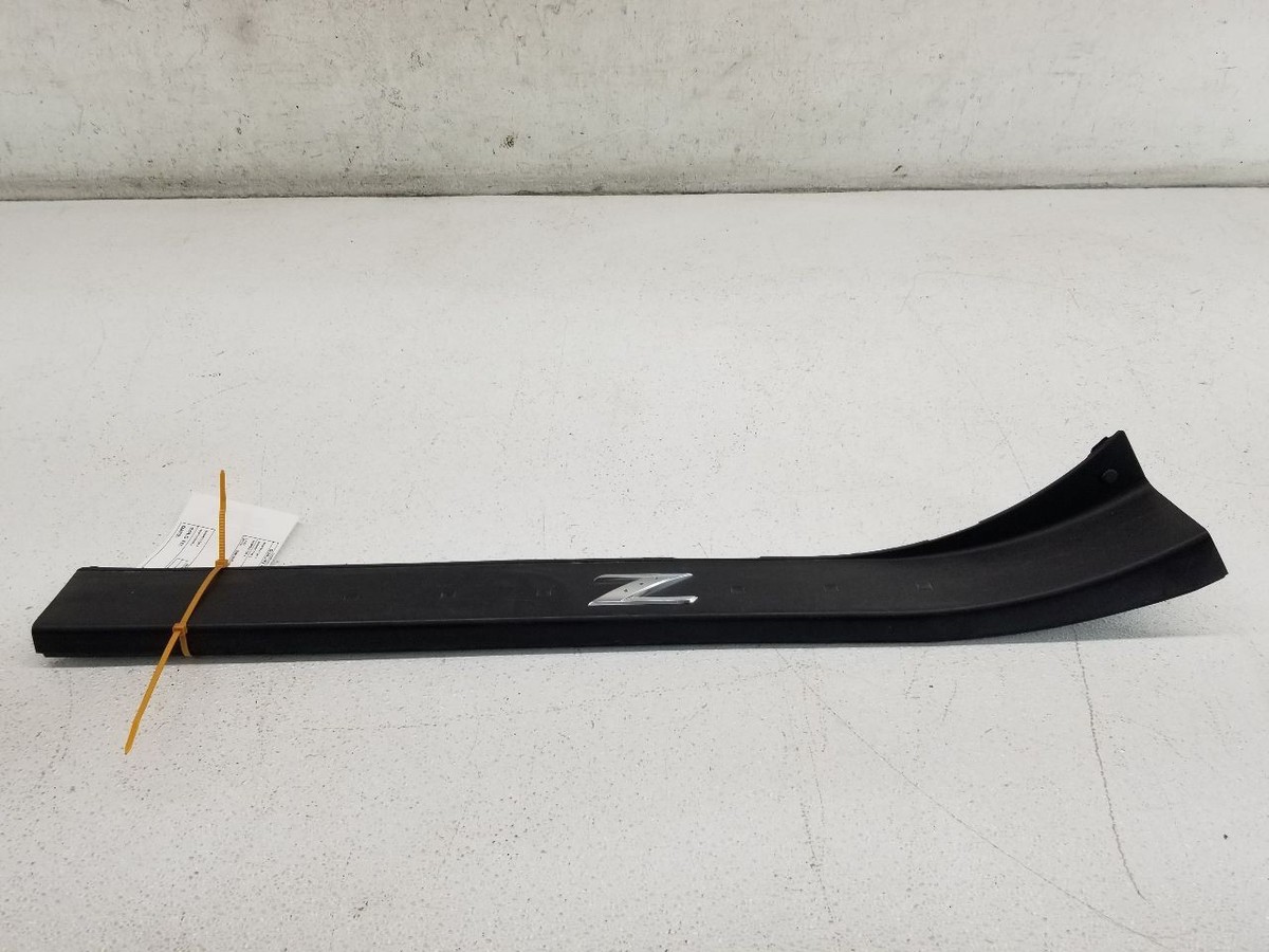 03-08 NISSAN 350Z Driver Left Door Sill ''Z'' Kick Plate OEM