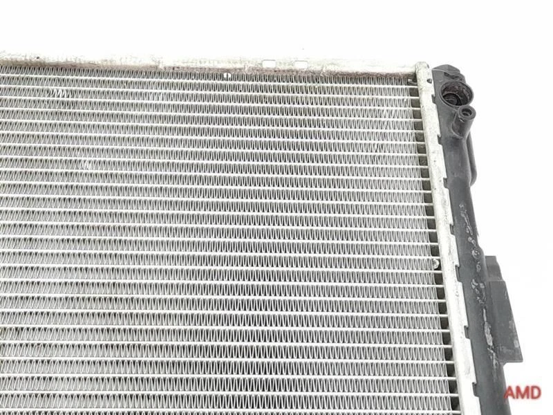 2001 BMW 330ci 325ci 325i 330i 325xi E46 Engine Radiator Manual Transmission - Image 3 of 4