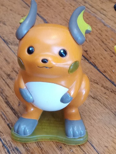 Vintage 1999-2000 Lot Of 27 Burger King Pokemon Keychain Squirters Toys Nintendo - Picture 11 of 14