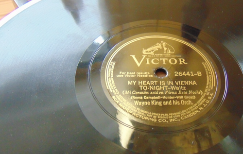 78RPM Victor Wayne King - You Tell Me Your Dream / My Heart Vienna To-Night, VV+ - Picture 3 of 6