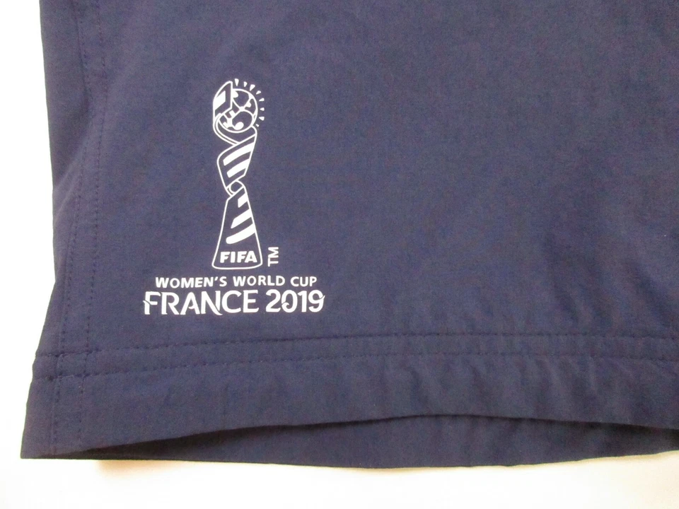 Short Adidas Women's FIFA World Cup France 2019 Taille 36-38 Bleu Marine - Photo 3/4