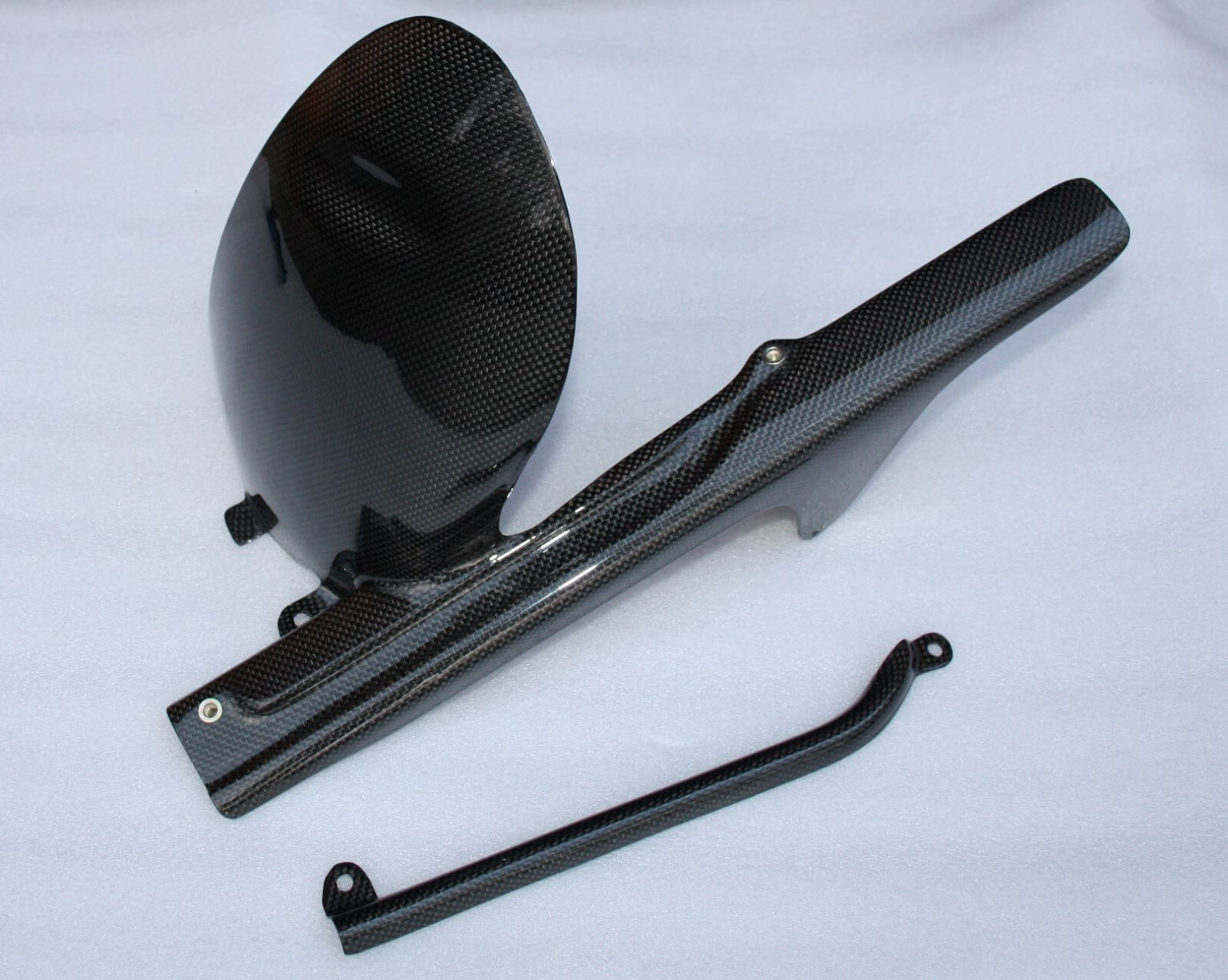 Lèche-roue passage de chaîne pour restaurer une Ducati 916 748