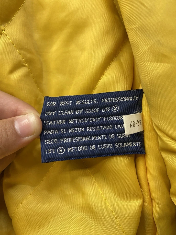 Vintage Pro Player Chargers NFL Leather Varsity Jacket Size XL - Image 4 of 4