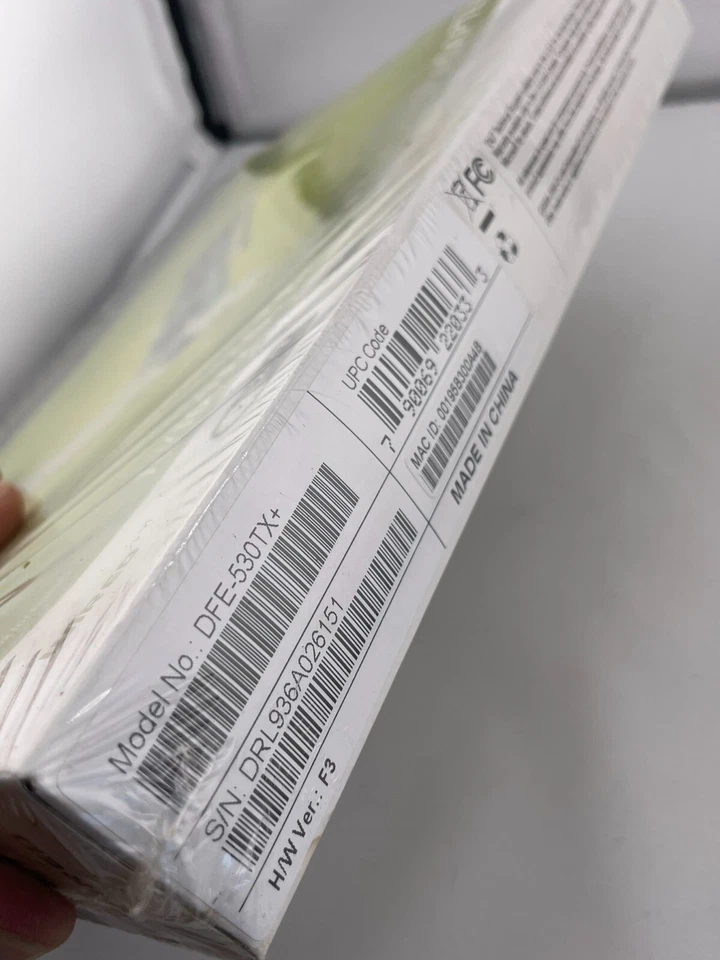 D-Link DFE-530TX+ 10/100 Fast Ethernet Desktop Adapter Network Card Plug & Play - Image 4 of 4