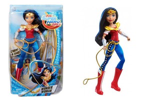 super hero girl bambole