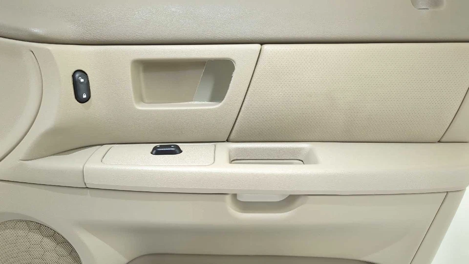 Nuevo panel de moldura de puerta delantero derecho Ford OEM tostado 2000-2007 Taurus Sable 3F1Z5423942AAA Foto 3 de 4