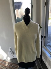 Luxurious Saks Fifth Avenue Cashmere Sweater Small
