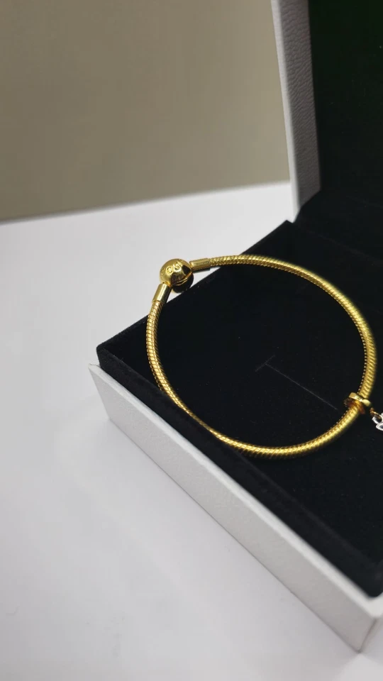Pulsera Pandora Serpiente con Dijes Auténtica Con Caja Perfecta Para Regalo 7.3 Pulgadas Foto 2 de 4
