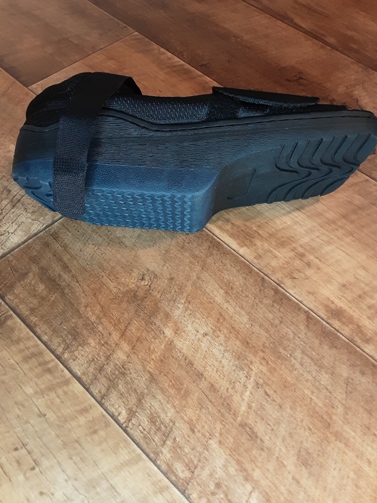 Post Op Medical Support Medium Shoe Size L left or right / medical