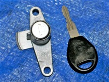 Schloß Schließzylinder mit Schlüssel - Targa rechts Nissan 100 NX 