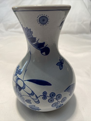 Vaso bulbo vintage Royal Delph fiori blu e bianco, made in Holland fondo marcato - Foto 4 di 12