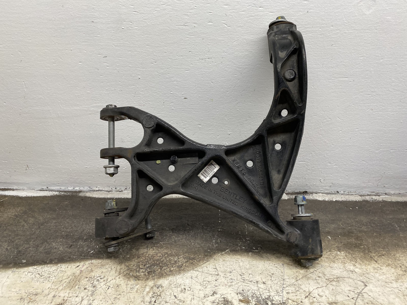 2010-2020 BENTLEY MULSANNE 6.8L RWD REAR LEFT UPPER TRACK ARM 3Y0505361 *26K*