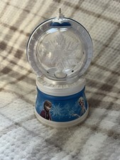 Hallmark 2017 Elsa  s Magic Snowflake Frozen Disney Magic Ornament Lights Sounds