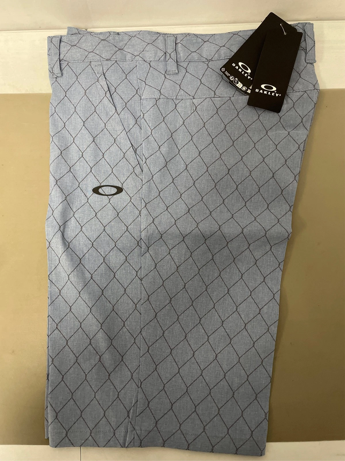 Oakley Mens Performance Terrain Grid Short