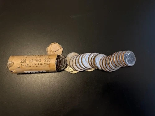 1 ROLL of 40 UNCIRCULATED 1776-1976 D Kennedy Bicentennial Half Dollars