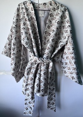 Coosy Kimono-Style Jacket Robe Matching Sash All-over Swallow Bird Print M/L
