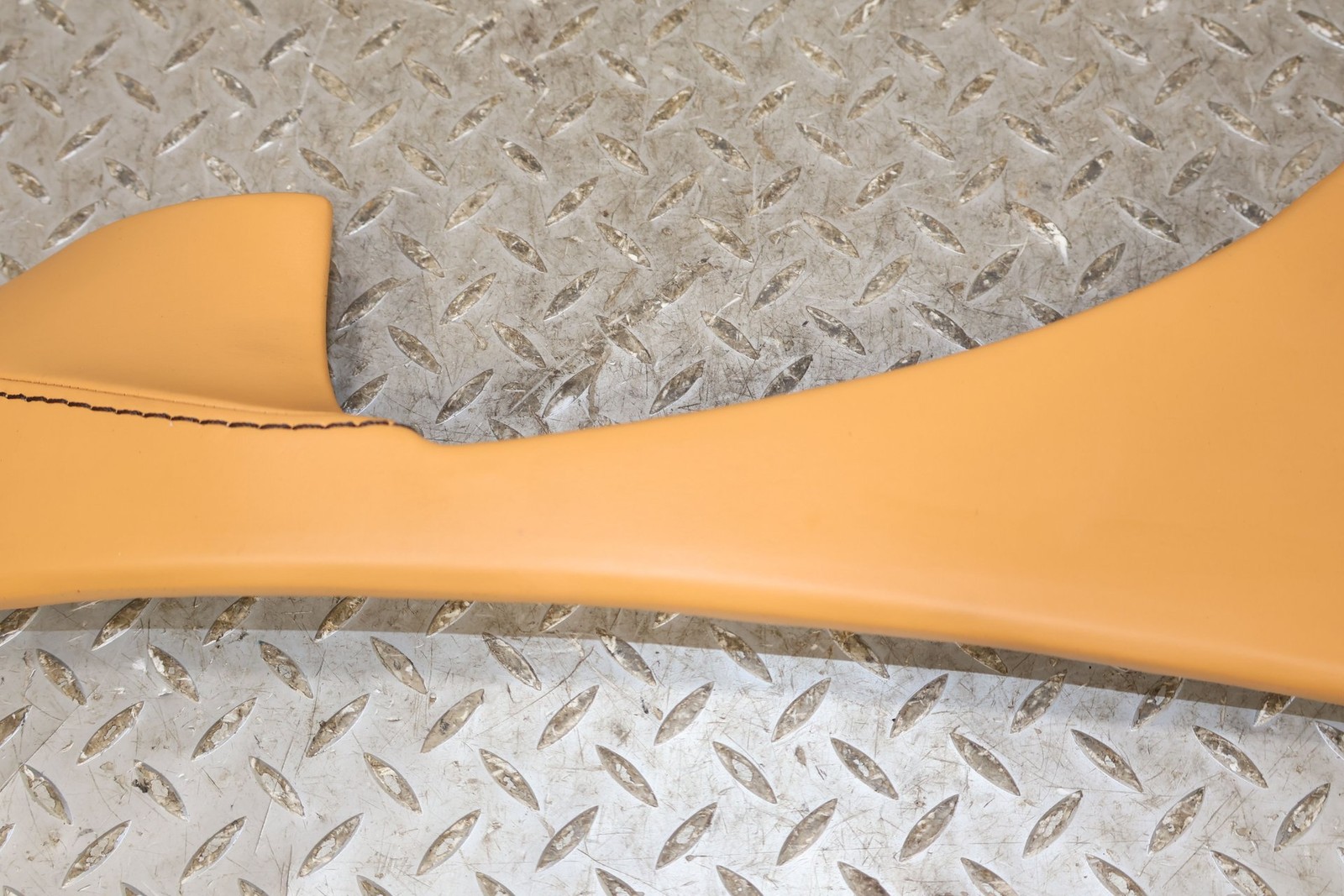 2010 Aston Martin V8 Vantage Left LH Center Dash Trim (Sahara Tan Leather)