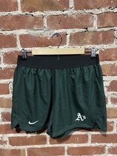 Oakland Atheltics Womens Green Pull on Athletic Shorts Size Small Dri-fit