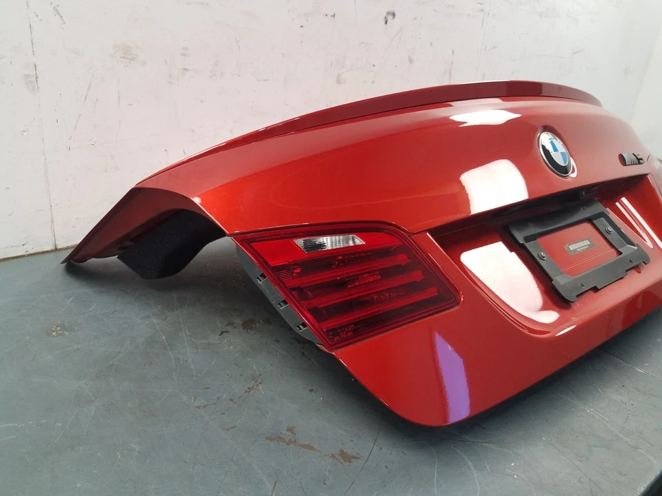 BMW M5 F10 2014 tapa de maletero/alerón - ** #3377 V8 Foto 2 de 4