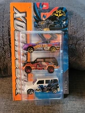 Matchbox Batman 3-Pack 2012 1:64 Scale DC Super Heroes Mattel - New