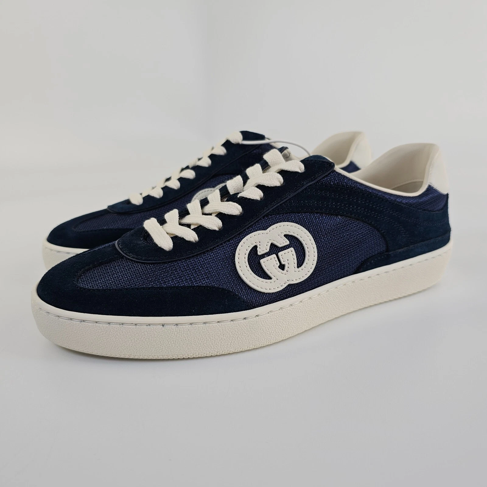Baskets basses homme GUCCI Interlocking G daim bleu/blanc neuves