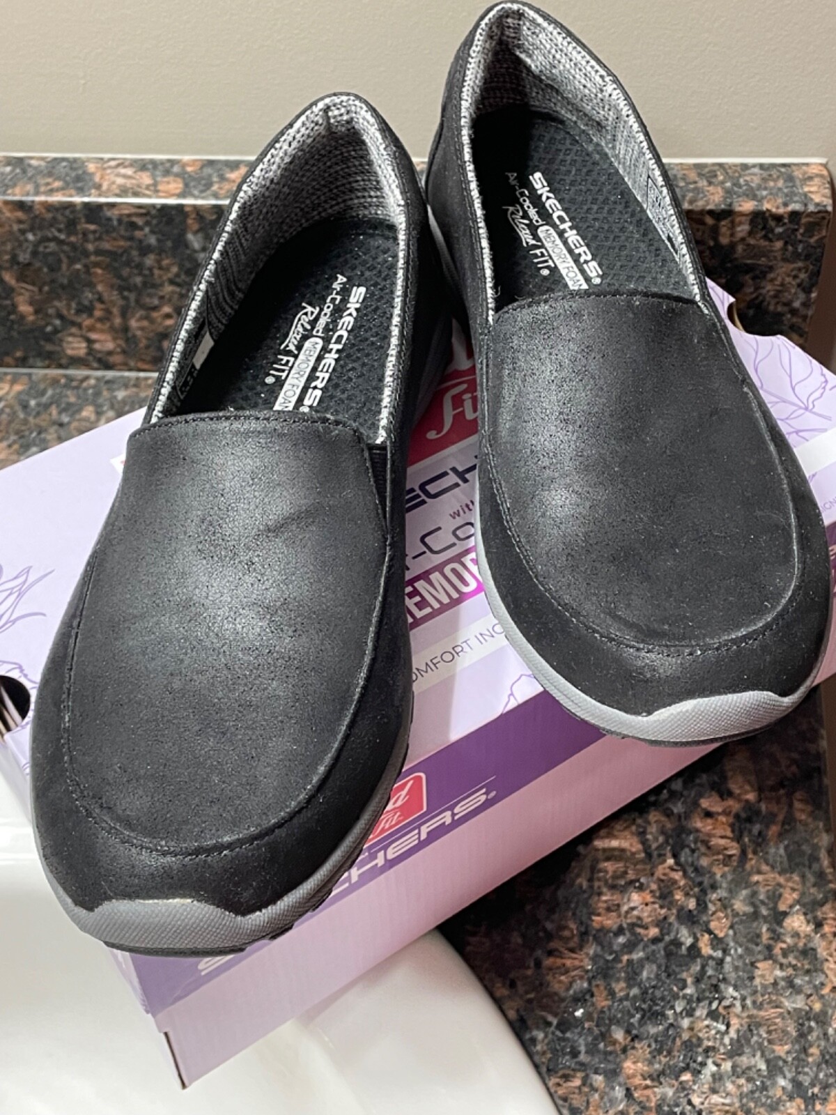 Skechers Women's Relaxed Fit Aid-Cooled Memory Foam Size 10 Black