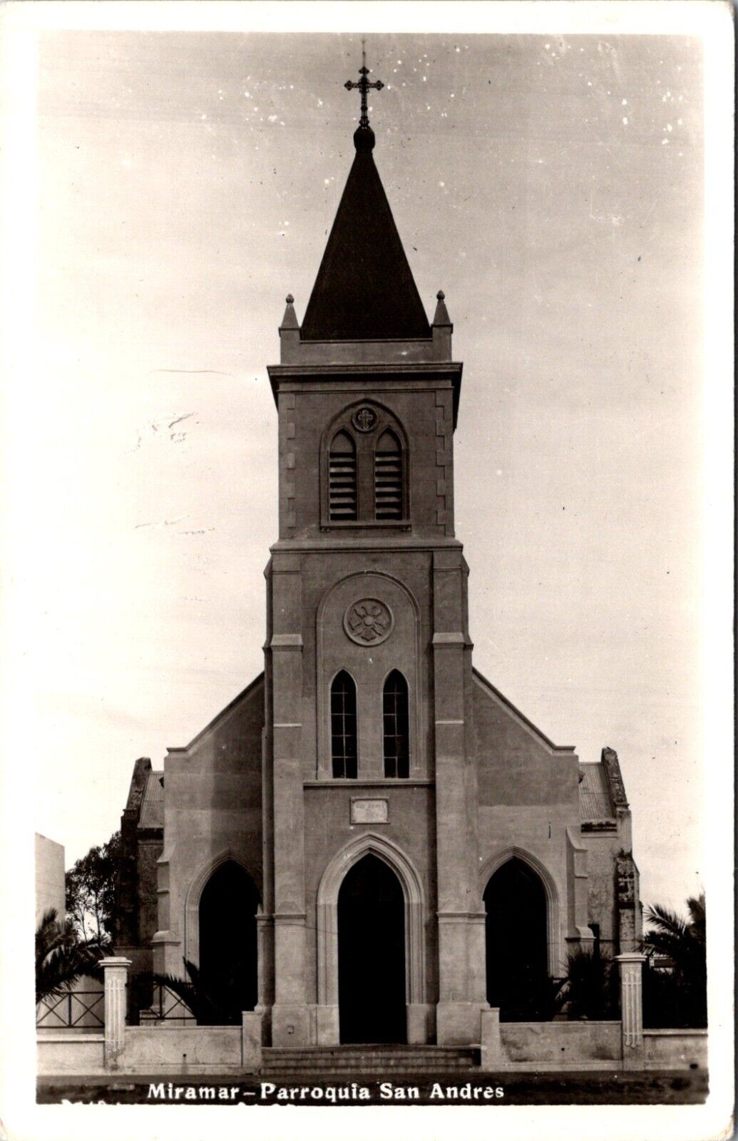 Picture 1 of 2