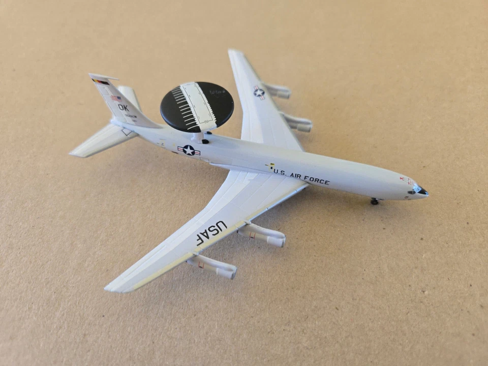 1:400 E-3B Sentry AWAC United States Air Force USAF 552ACM Dragon Wings DW55606 - Image 3 of 3