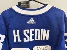 Fanatics Under Wraps NHL Henrik Sedin Autographed Jersey HOFer