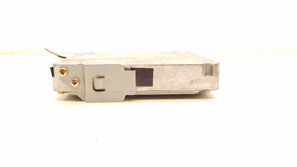 Toyota Celica 2002 motor módulo de control electrónico montaje ECM Foto 3 de 4