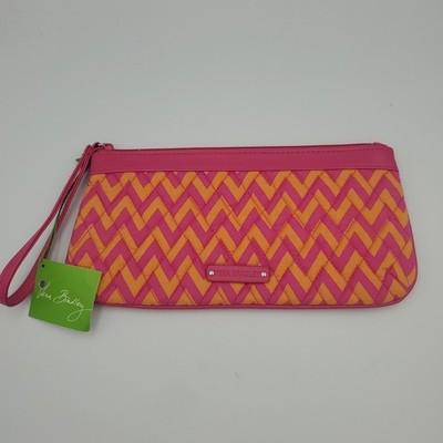 Vera Bradley Large Trimmed Wristlet Ziggy Zig Zags Pink Orange Clutch Quilted