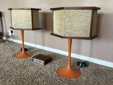 2 Bose 901 Series I w/ tulip stands and matching Bose 901 Equalizer