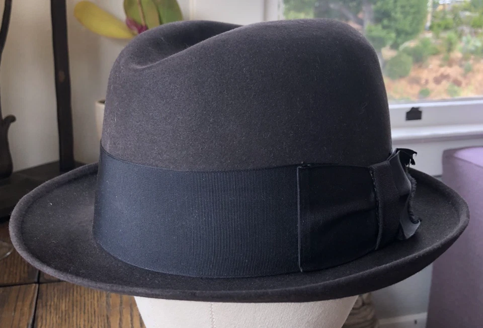 Sombrero Fedora Vintage Años 50 Cavanaugh Hombre Fieltro Marrón Oscuro 7 1/4 Largo Ovalado Foto 2 de 4