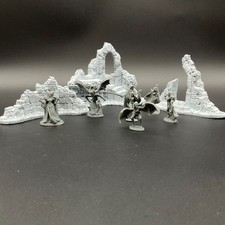 Reaper Bones 5 Shadows of Ravenhome Terrain RPG Miniatures Role Playing