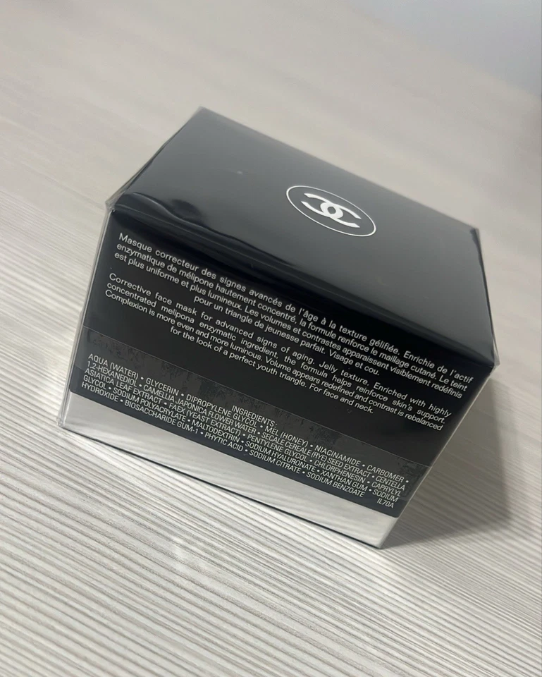 Chanel  Le Lift Pro Masque Uniformitè - Immagine 3 di 4