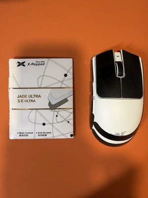Razer Viper V3 Pro White W Custom X-Raypad Jade Ultra Skates & Supergrip Tape