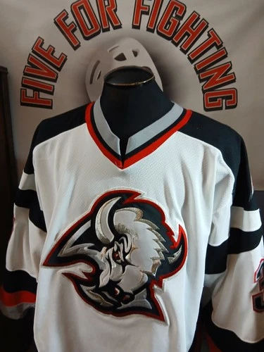 MATTHEW BARNABY BUFFALO SABRES VINTAGE GOATHEAD ON ICE AUTHENTIC  CCM JERSEY