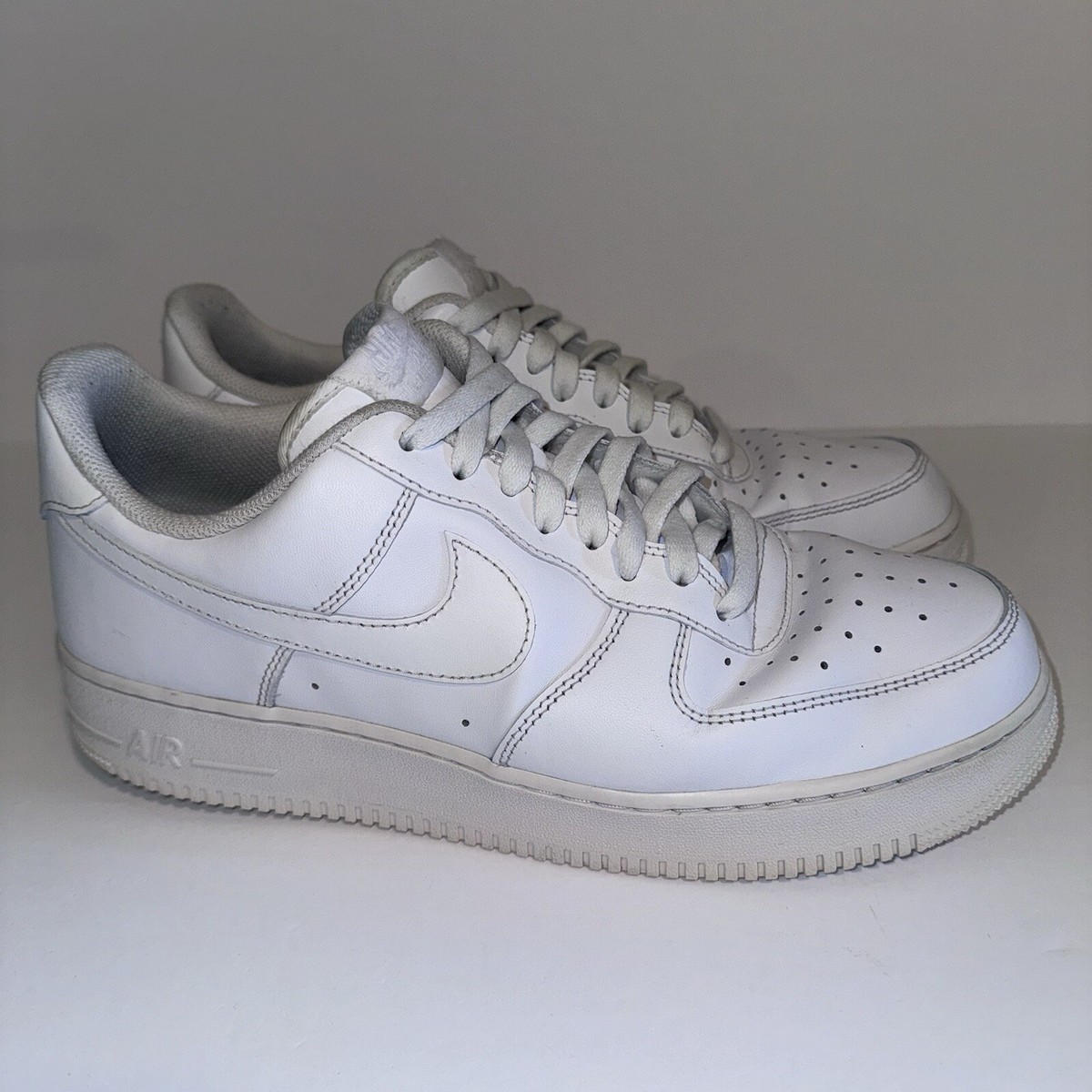 Nike Air Force 1 Low Triple White Leather Sneakers CW2288  display picture 2