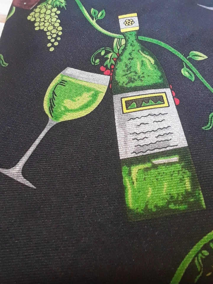 Corbata con estampado de botella y copa de vino 100 % seda Carter & Holmes Foto 2 de 4