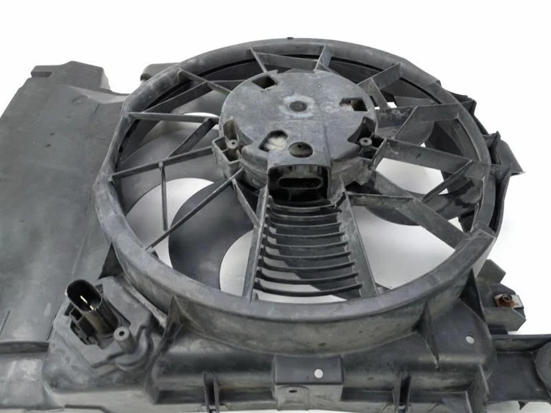 MOTOR VENTILADOR CONDENSADOR DODGE DURANGO 2006-2009 - Imagem 2 de 4