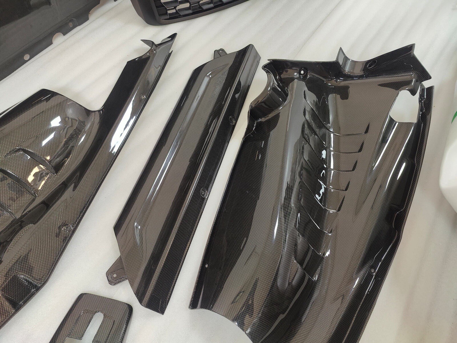 Ferrari F8 Tributo Carbon Fiber Engine Bay Panels 
