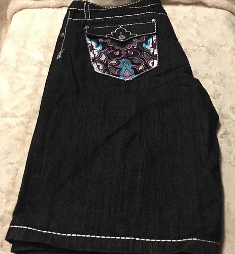 Pantaloncini Regno Unito Premium 73 vintage Pepe Jeans London taglia 44 ricamati - Foto 3 di 24