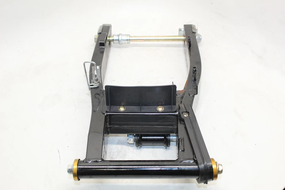 Hyosung GT250 2008 Comet basculante trasero suspensión trasera brazo oscilante Foto 2 de 4