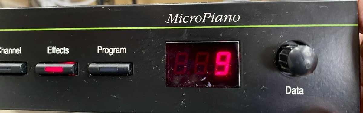KURZWEIL MicroPiano 音源モジュール Kurzweil MicroPiano MIDI Sound Module Rack Unit w/ Power Adapter